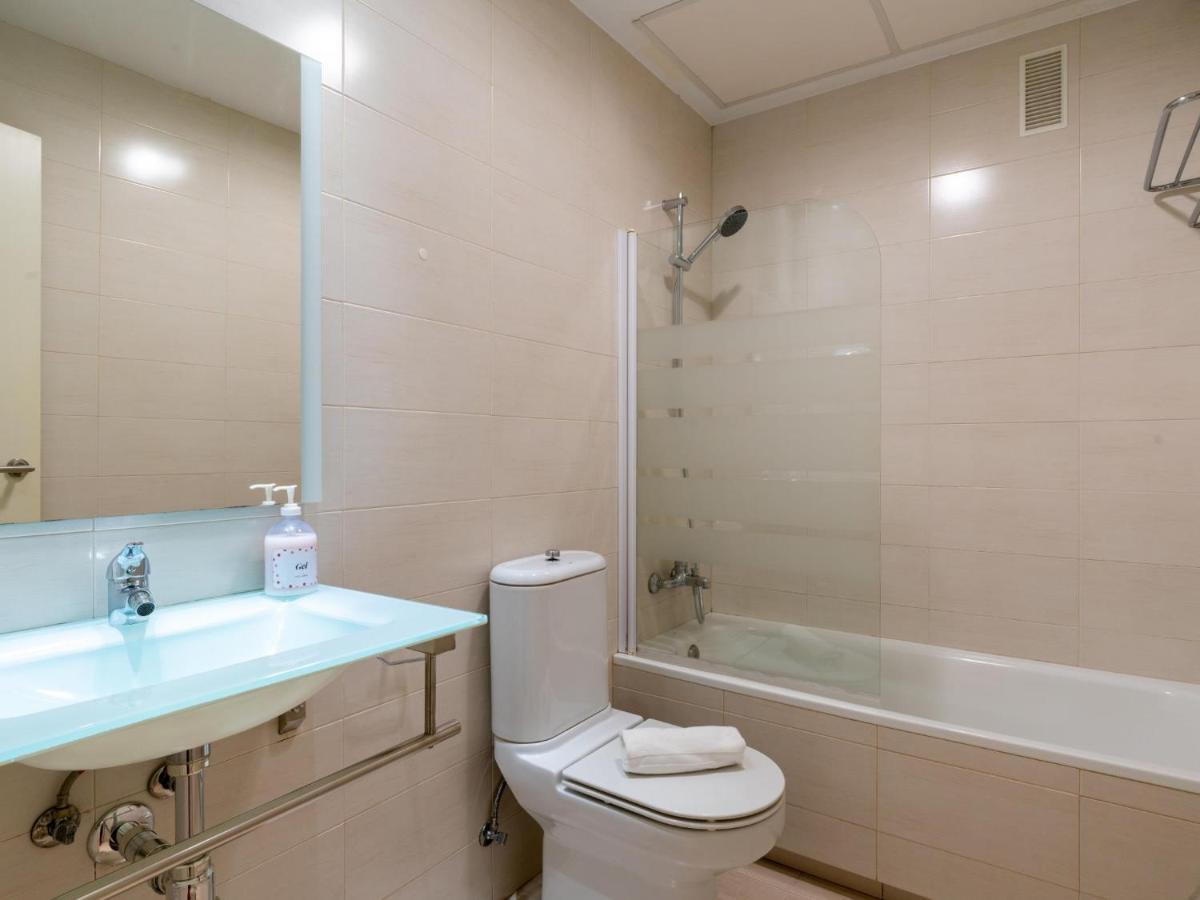 Holi-Rent Lumbreras Apartment Seville Luaran gambar