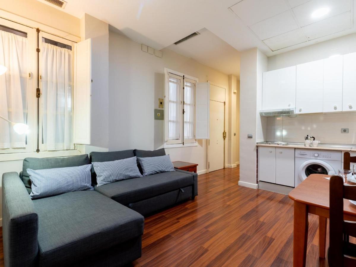 Holi-Rent Lumbreras Apartment Seville Luaran gambar