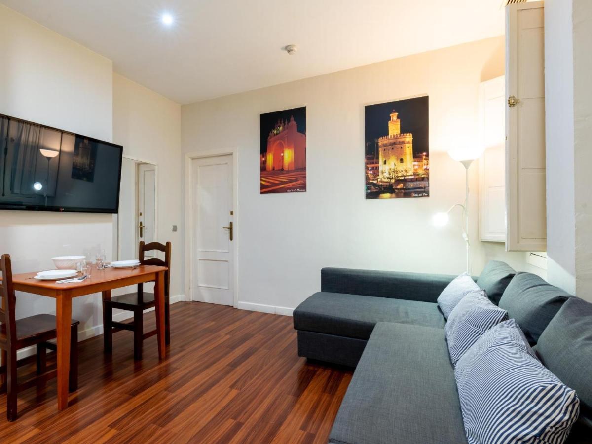 Holi-Rent Lumbreras Apartment Seville Luaran gambar