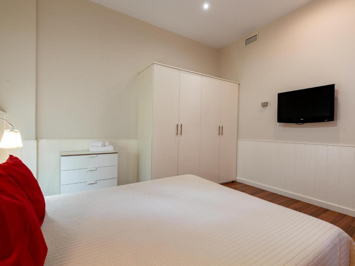 Holi-Rent Lumbreras Apartment Seville Luaran gambar